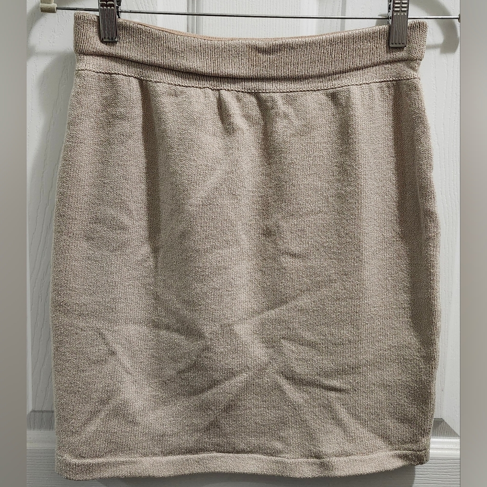 St. John by Marie Gray Tan Knit Pencil Skirt Size 2